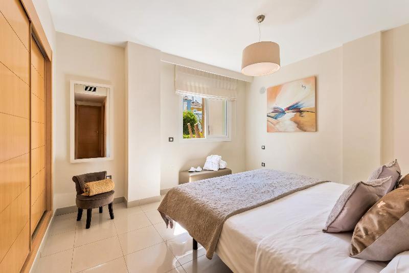 Cortijo Del Mar Resort Естепона Номер фото