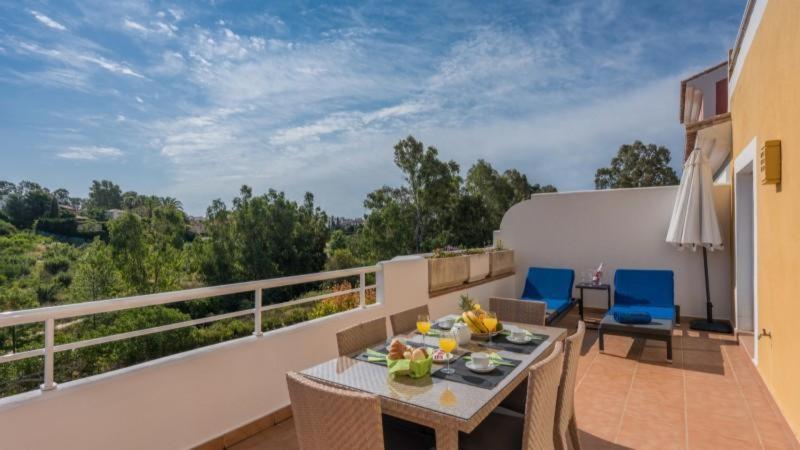 Cortijo Del Mar Resort Естепона Номер фото